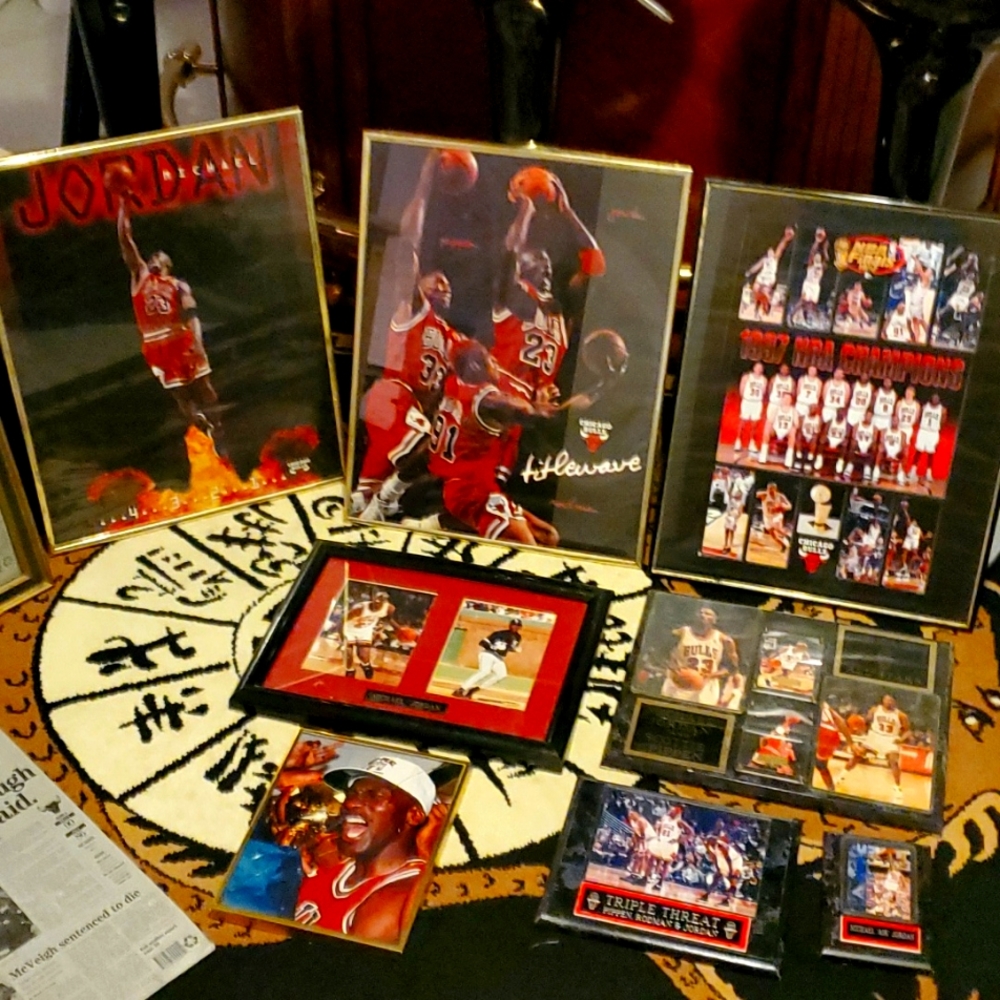 Bulls Memorabilia
